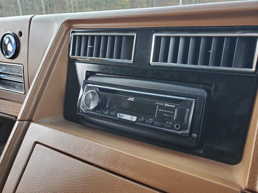 Детали интерьера Chevrolet G20 Conversion Van  (CG21305) 1988 года  (фото 167 из 257)